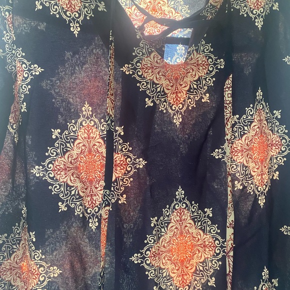 Patterned Satin Dress - Picture 2 of 4